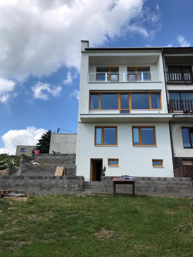 Soukromy Pokoj S Kuchyni A Koupelnou V Radovce Nove Mesto na Morave Ngoại thất bức ảnh